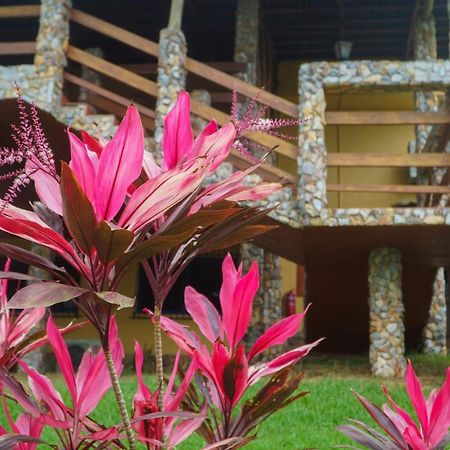 Вилла Hillburi Aburi Экстерьер фото