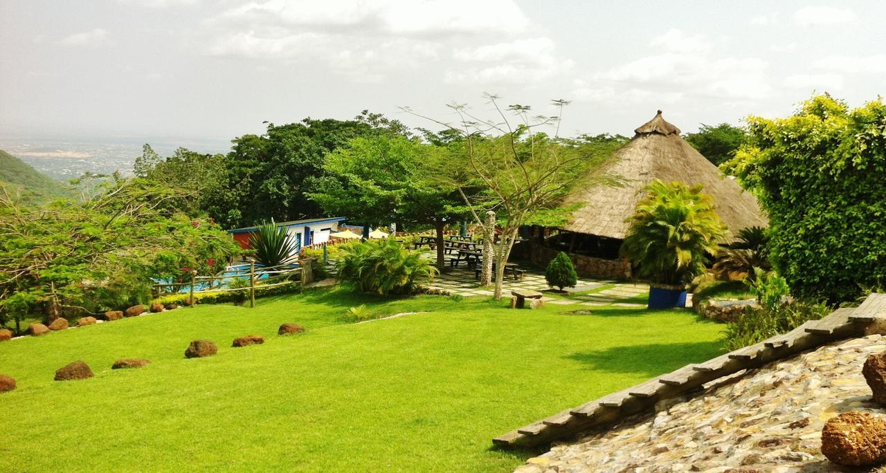 Вилла Hillburi Aburi Экстерьер фото
